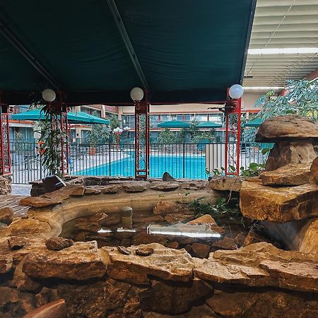Clarion Inn Fort Collins Esterno foto